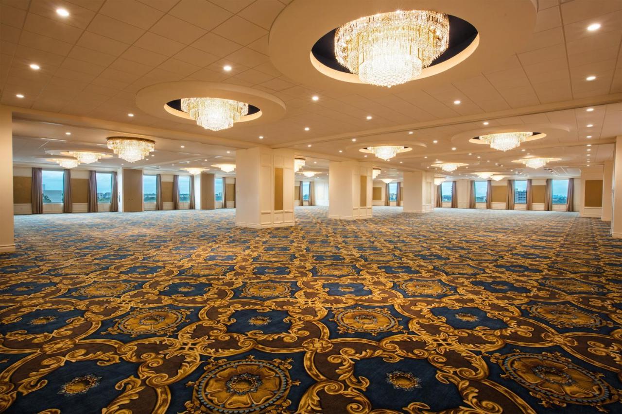 Stunning Condo Near Universal Studios Williamsburg ภายนอก รูปภาพ