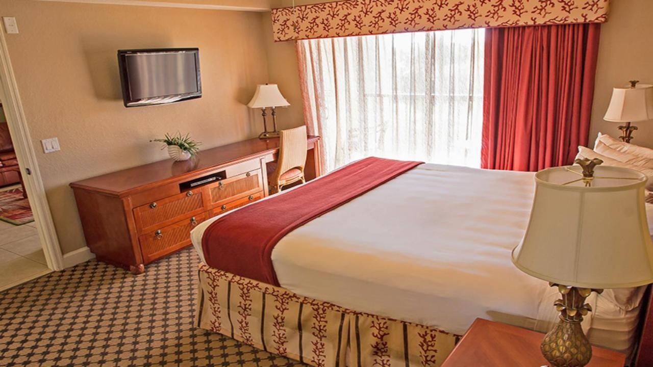 Stunning Condo Near Universal Studios Williamsburg ภายนอก รูปภาพ