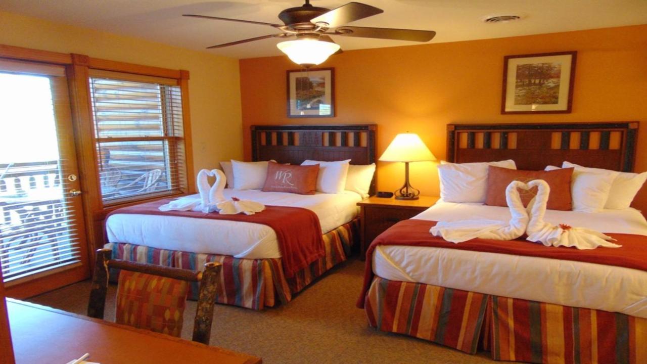 Stunning Condo Near Universal Studios Williamsburg ภายนอก รูปภาพ