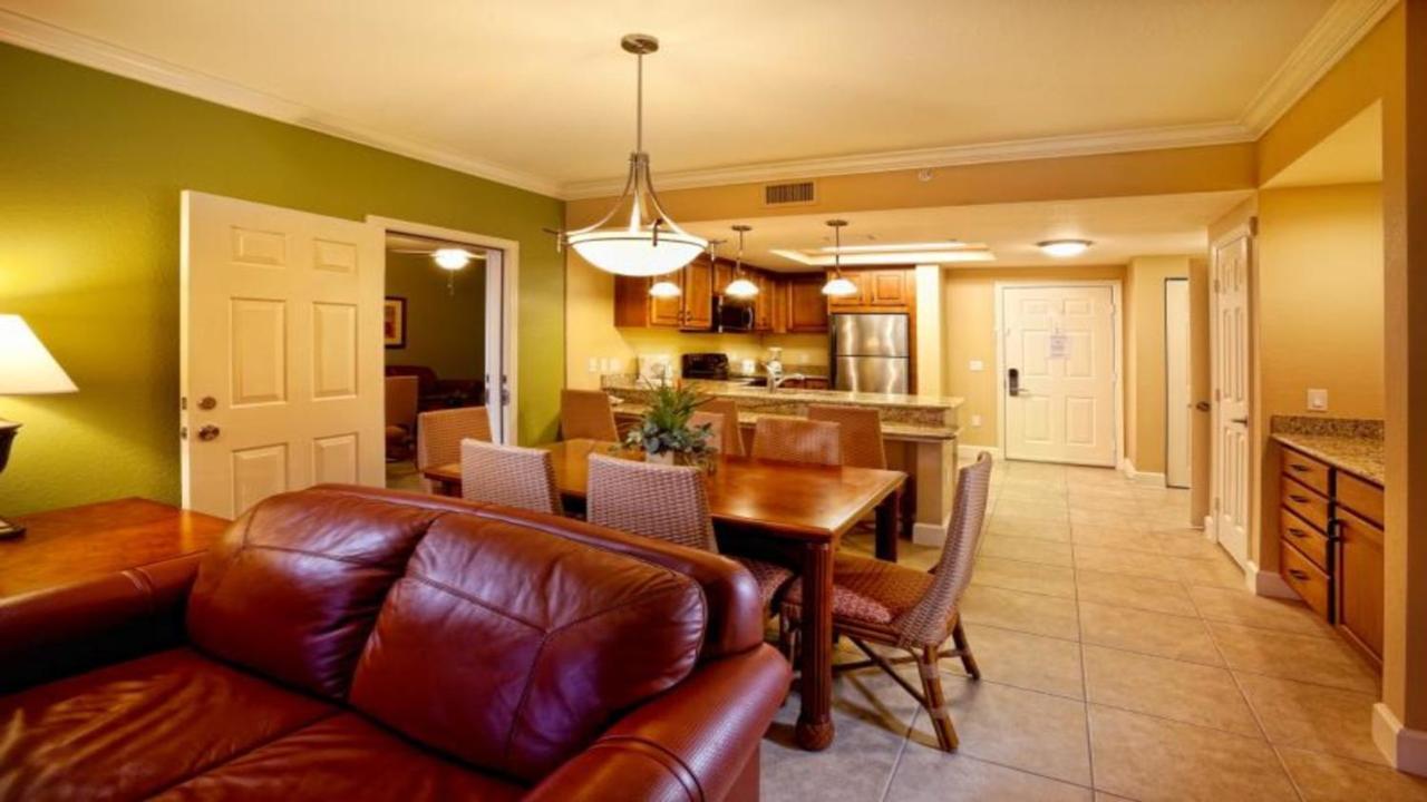 Stunning Condo Near Universal Studios Williamsburg ภายนอก รูปภาพ